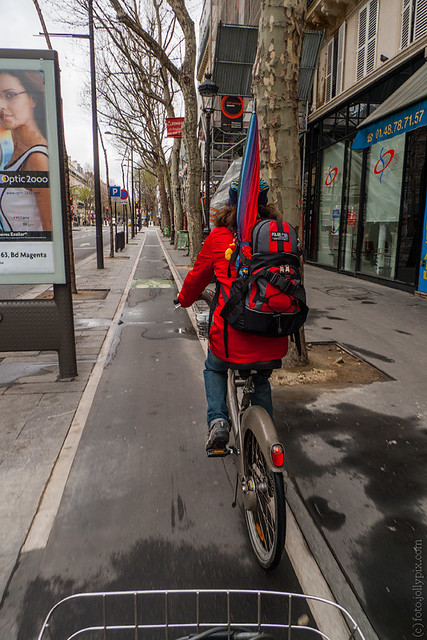 Girl riding a Velib bike in Paris Photo: Visualhunt/ Max Mayorov (CC BY-NC-ND 2.0)